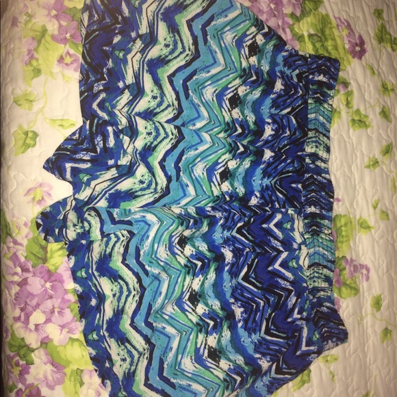 Shorts - Picture 2 of 2